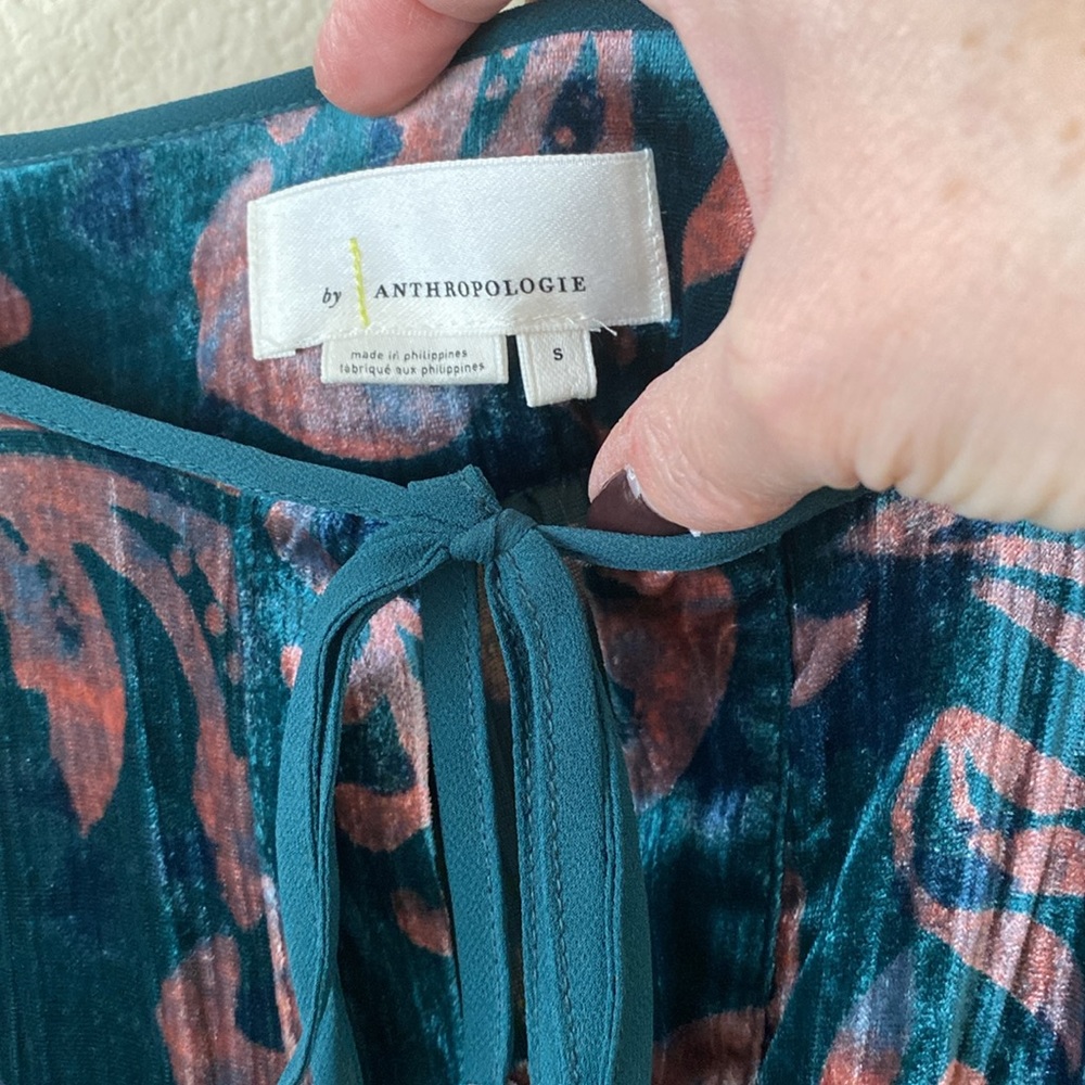 Anthropologie Floral Peasant Blouse Green Velvet NWOT - Picture 3 of 5